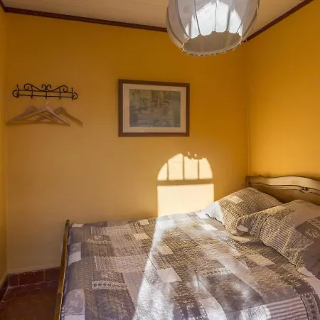 Villa In With Private Pool & Nearby
